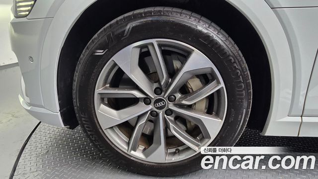 Audi e-tron из Кореи Encar