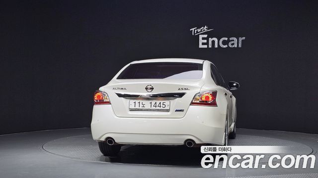 Nissan Altima из Кореи Encar