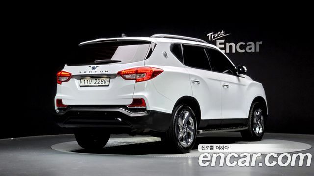 Ssangyong Rexton из Кореи Encar