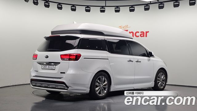 Kia Carnival из Кореи Encar
