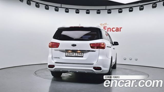Kia Carnival 9-Seater Noblesse — пробег 138 506 км — фото 4 из 5