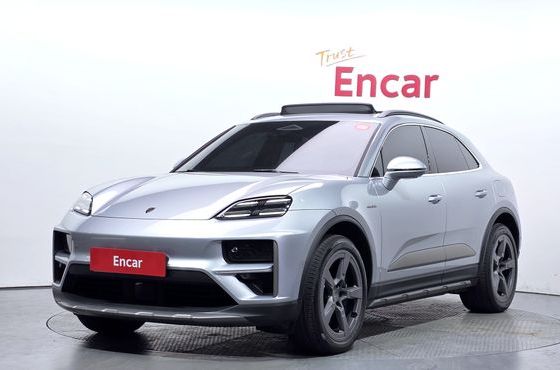 Porsche Macan Turbo — пробег 16 401 км — фото 1 из 5