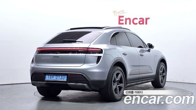 Porsche Macan из Кореи Encar