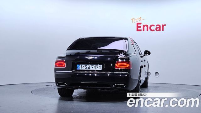 Bentley Flying Spur из Кореи Encar