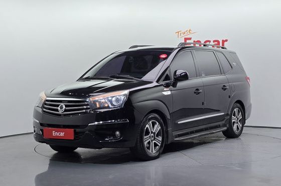 Ssangyong KORANDO 4WD 11-Seater Adventure 60th Edition — пробег 147 331 км — фото 1 из 5
