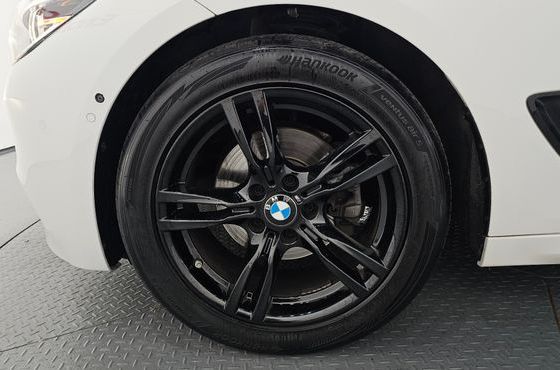 BMW Gran Turismo GT 320d M Sport Premium — пробег 113 517 км — фото 5 из 5
