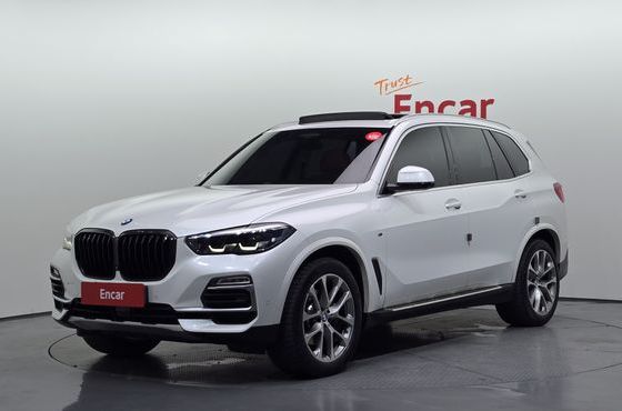 BMW X5 xDrive 30d xLine — пробег 105 913 км — фото 1 из 5