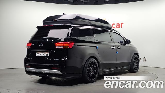 Kia Carnival из Кореи Encar