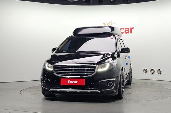 Kia Carnival 9-seater Hi-Limousine Noblesse — пробег 158 035 км — фото 3 из 5