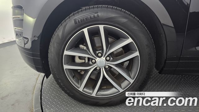 Land Rover Range Rover Evoque P250 Dynamic SE — пробег 17 093 км — фото 5 из 5
