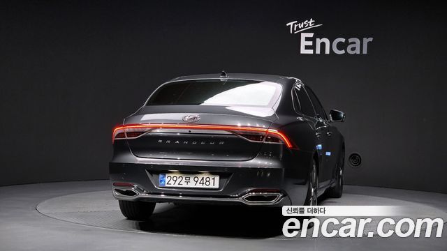 Hyundai Grandeur из Кореи Encar