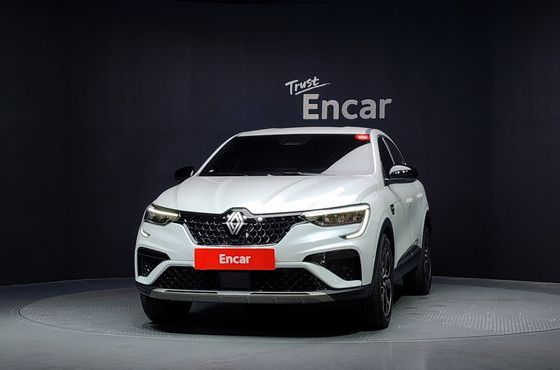 Renault (Samsung) Arkana 1.6 GTe Iconic — пробег 5 405 км — фото 3 из 5