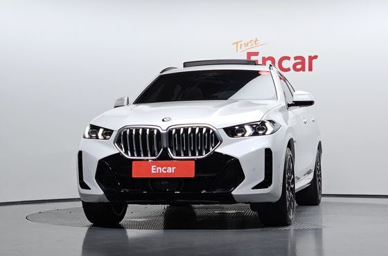 BMW X6 xDrive40i M Sport — пробег 18 072 км — фото 3 из 5