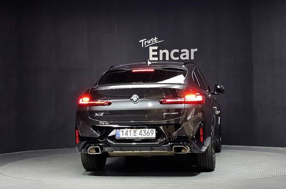 BMW X4 xDrive20i M Sport — пробег 49 187 км — фото 4 из 5