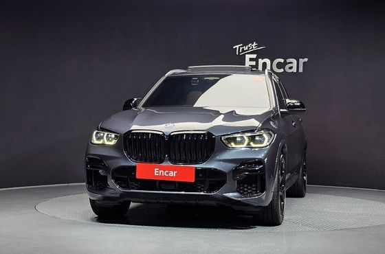 BMW X5 xDrive 45e M Sport — пробег 83 722 км — фото 3 из 5