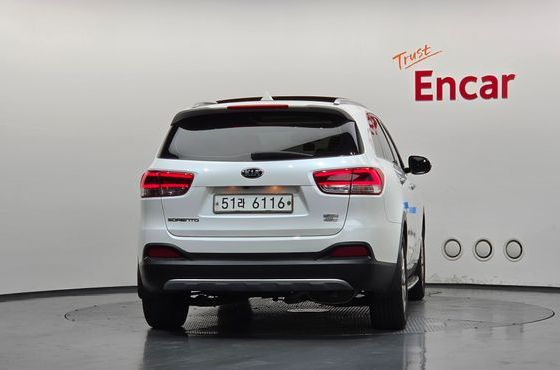 Kia Sorento Diesel 2.0 4WD Noblesse Special — пробег 182 594 км — фото 4 из 5