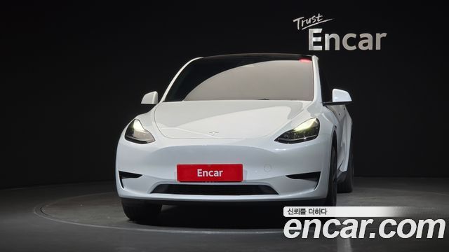 Tesla Model Y RWD — пробег 60 012 км — фото 3 из 5