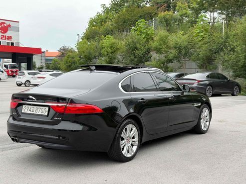 Jaguar XF 20d Portfolio — пробег 152 003 км — фото 2 из 5
