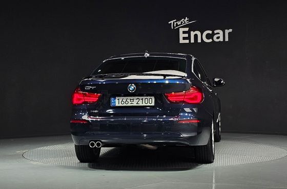 BMW Gran Turismo GT 320d xDrive Premium — пробег 69 987 км — фото 4 из 5