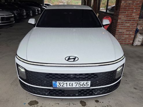 Hyundai Grandeur 2,5 Gasoline 2WD Honors — пробег 1 550 км — фото 1 из 5