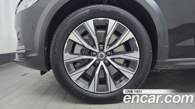 Volvo V90 из Кореи Encar