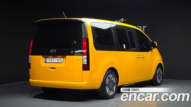 Hyundai Staria из Кореи Encar