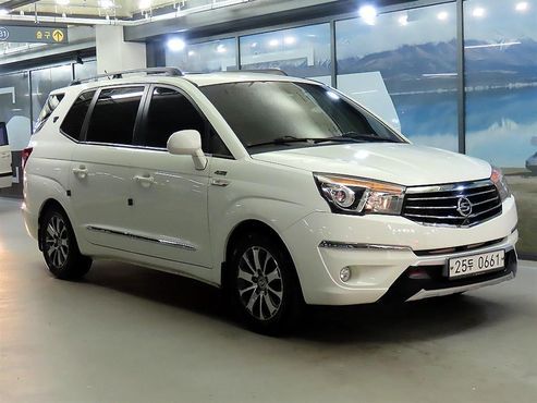 Ssangyong KORANDO 4WD RX 9-seater — пробег 122 085 км — фото 1 из 5