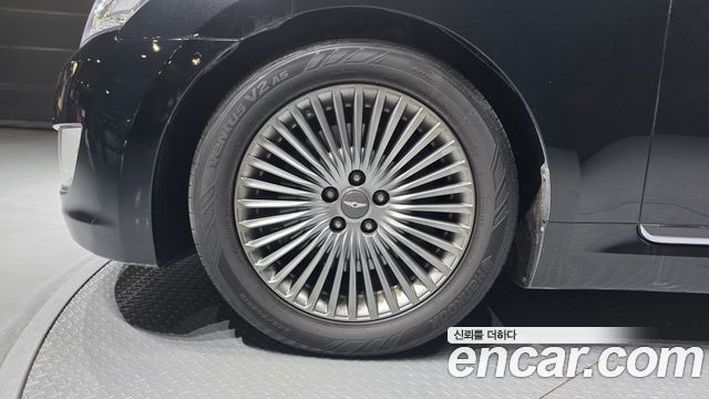 Hyundai Equus из Кореи Encar