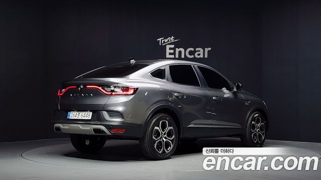 Renault (Samsung) Arkana 1.6 GTe Iconic — пробег 890 км — фото 2 из 5