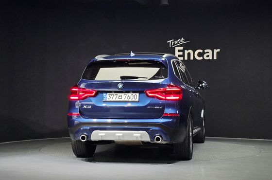 BMW X3 xDrive 20d — пробег 89 207 км — фото 4 из 5