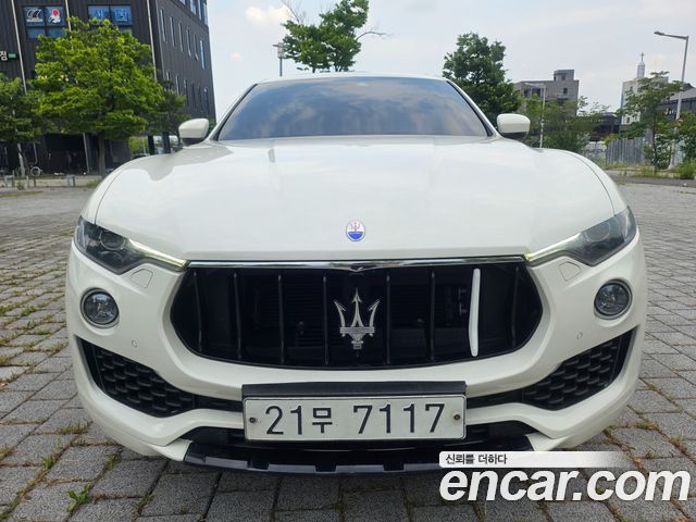 Maserati Levante 3.0 Diesel AWD Premium — пробег 207 863 км — фото 1 из 5