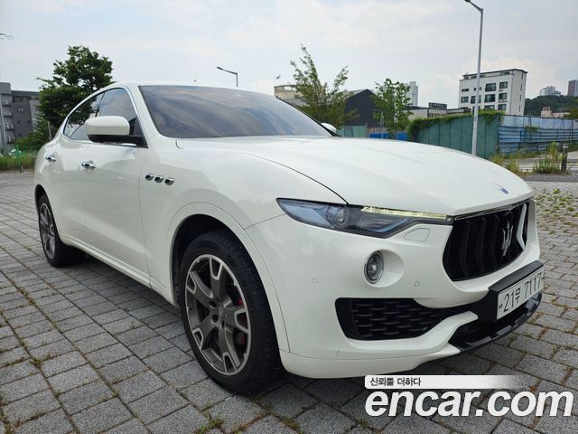 Maserati Levante 3.0 Diesel AWD Premium — пробег 207 863 км — фото 3 из 5