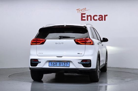 Kia Niro Noblesse — пробег 136 487 км — фото 4 из 5