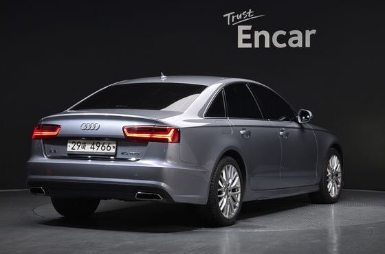 Audi A6 40 TFSI Premium C7 — пробег 158 340 км — фото 2 из 5