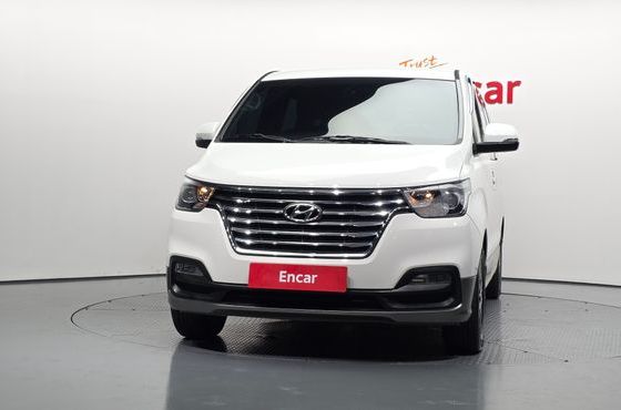 Hyundai Starex Urban 9-Seater Exclusive — пробег 87 724 км — фото 3 из 5