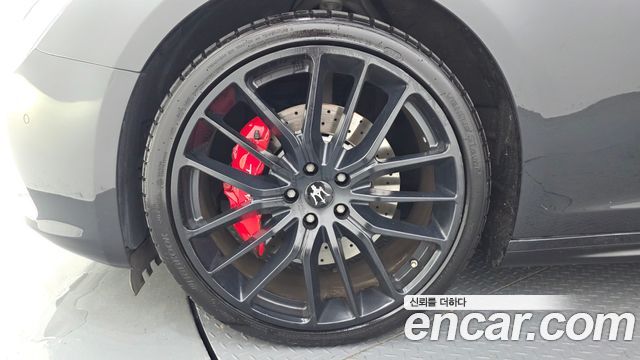 Maserati Ghibli из Кореи Encar