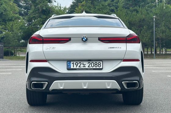 BMW X6 xDrive30d M Sport — пробег 81 357 км — фото 4 из 5