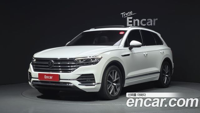 Volkswagen Touareg 3.0 TDI Prestige — пробег 56 612 км — фото 1 из 5