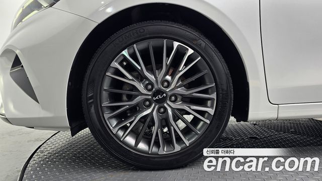 Kia K3 из Кореи Encar