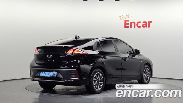 Hyundai Ioniq из Кореи Encar