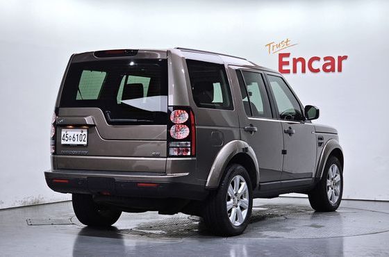 Land Rover Discovery 3.0 SDV6 SE — пробег 232 156 км — фото 2 из 5