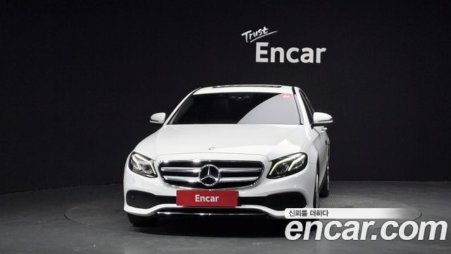 Mercedes-Benz E-Class из Кореи Encar