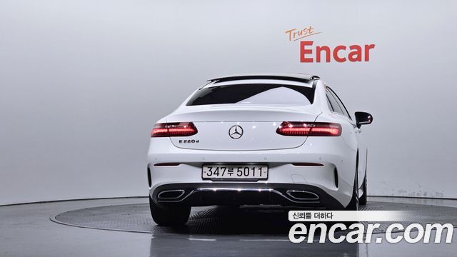 Mercedes-Benz E-Class из Кореи Encar