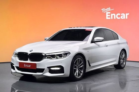 BMW 5-Series 520d xDrive M Sport Package Plus — пробег 120 709 км — фото 1 из 5