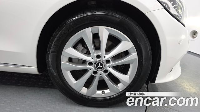 Mercedes-Benz C-Class из Кореи Encar