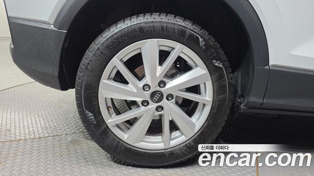 Audi Q2 из Кореи Encar