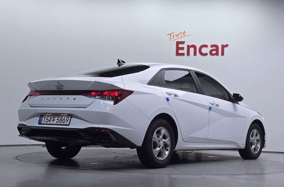 Hyundai AVANTE 1.6 Modern — пробег 18 437 км — фото 2 из 5