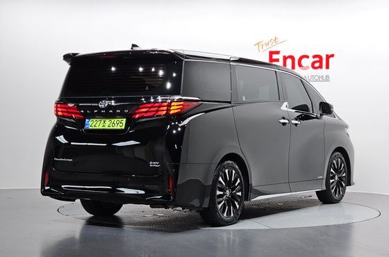 Toyota Alphard 2.5 HEV Executive AWD — пробег 3 627 км — фото 2 из 5