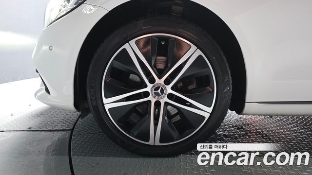 Mercedes-Benz C-Class из Кореи Encar