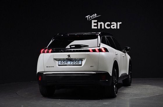 Peugeot 2008 EV GT — пробег 38 898 км — фото 4 из 5